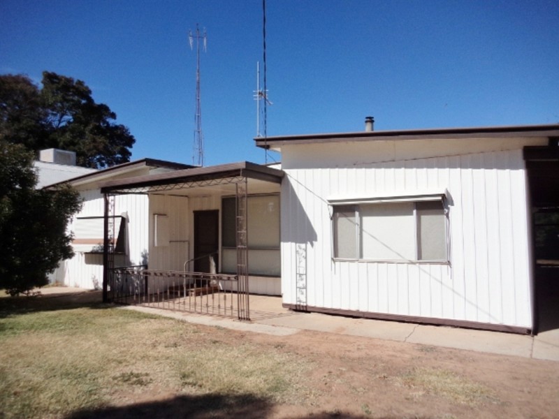 25 Gray Street, Nyah West VIC 3595