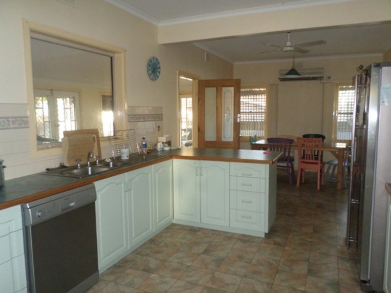 44 Pritchard Street, Swan Hill VIC 3585