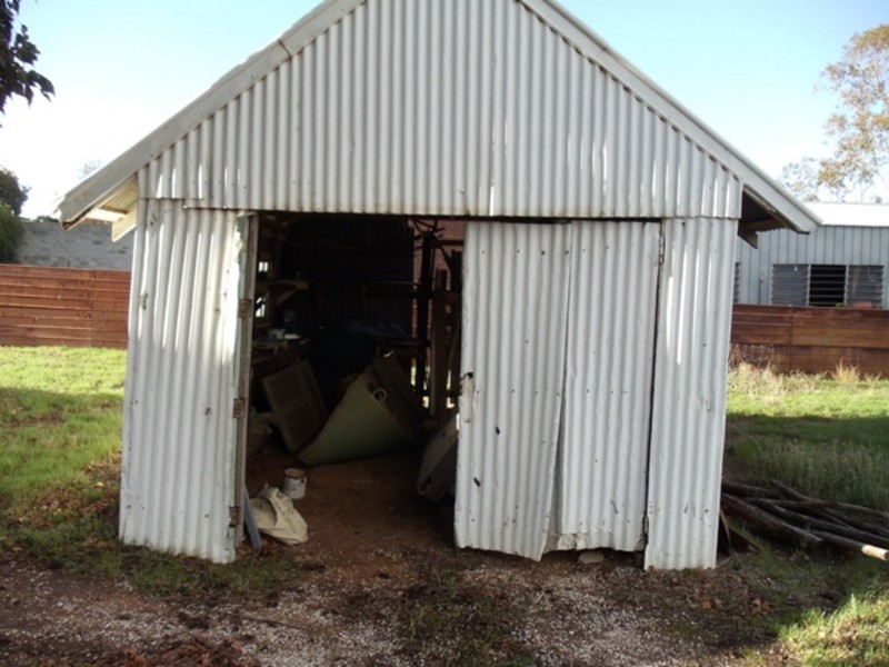 8 Park Street, Sea Lake VIC 3533