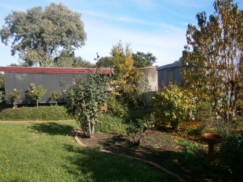 141 Lakeside Drive, Lake Boga VIC 3584