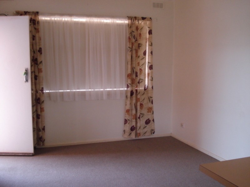 3/136 Stradbroke Avenue, Swan Hill VIC 3585