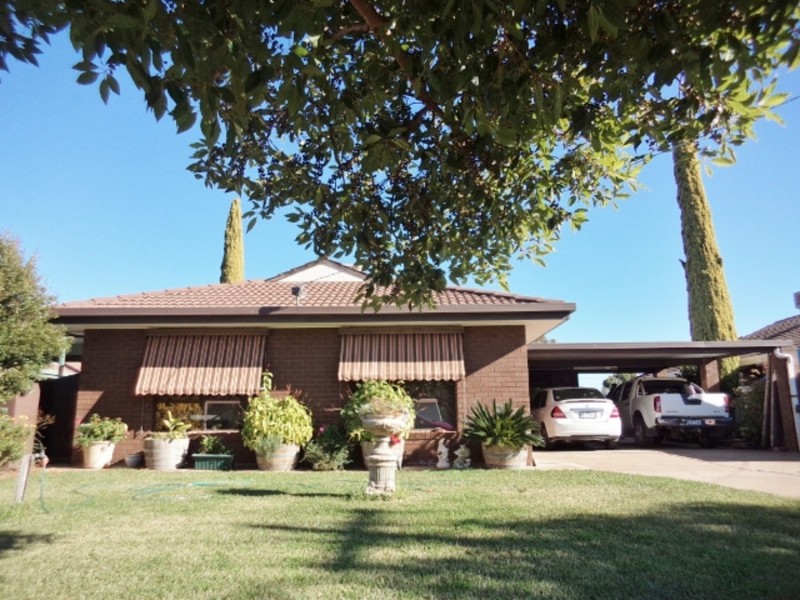 42 Dunstone Street, Swan Hill VIC 3585