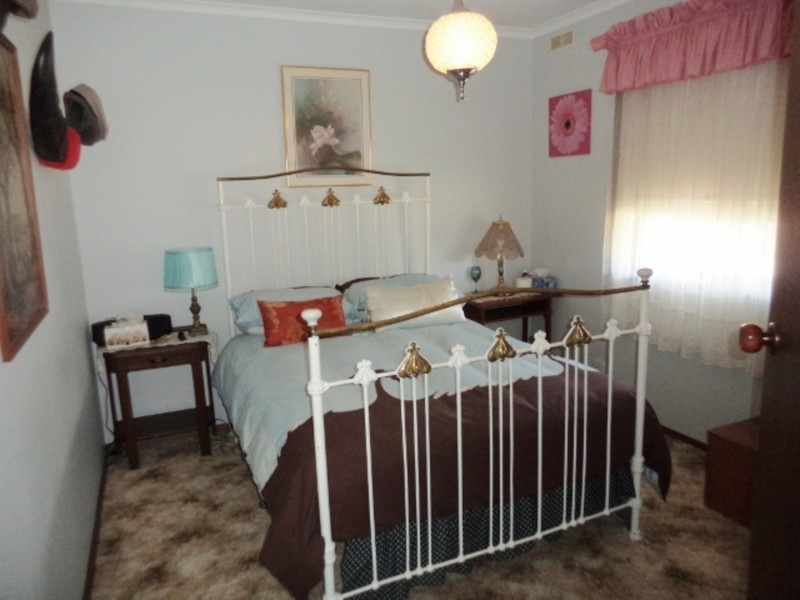 42 Dunstone Street, Swan Hill VIC 3585