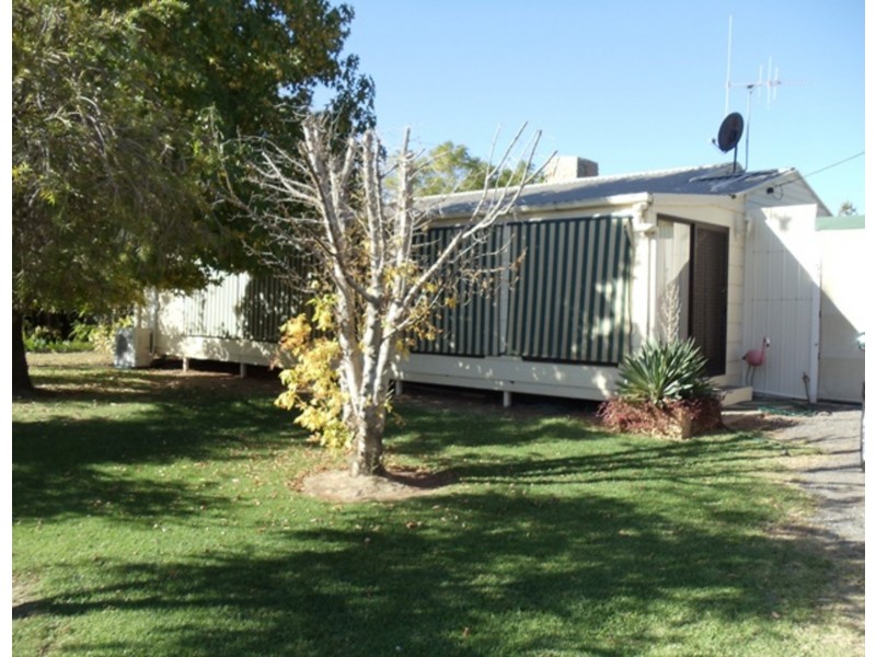 53-55 Cadell Street, Tooleybuc NSW 2736