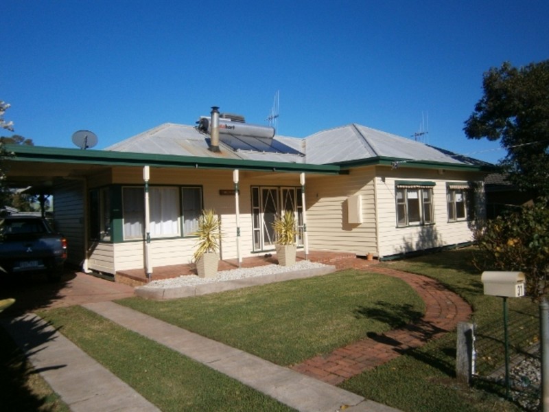 31 Burton Street, Swan Hill VIC 3585