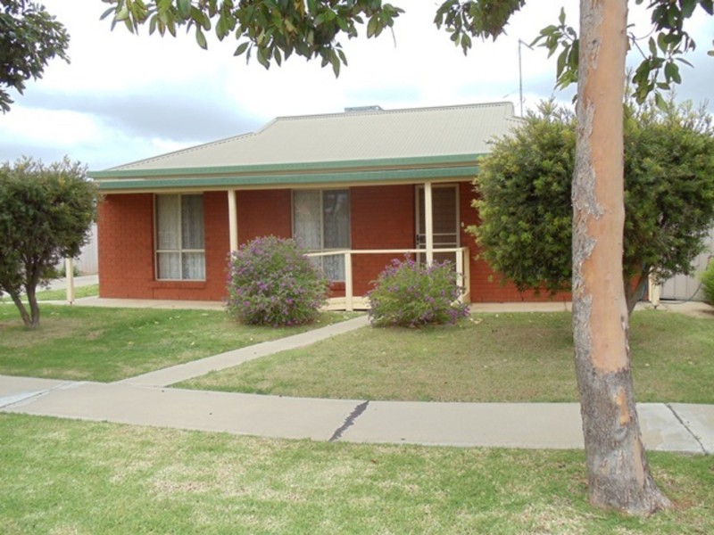 1/11 Foster Street, Swan Hill VIC 3585