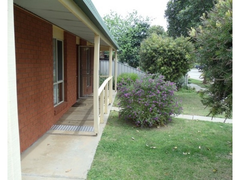 1/11 Foster Street, Swan Hill VIC 3585