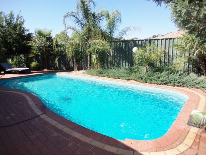 23 Currawong Court, Swan Hill VIC 3585