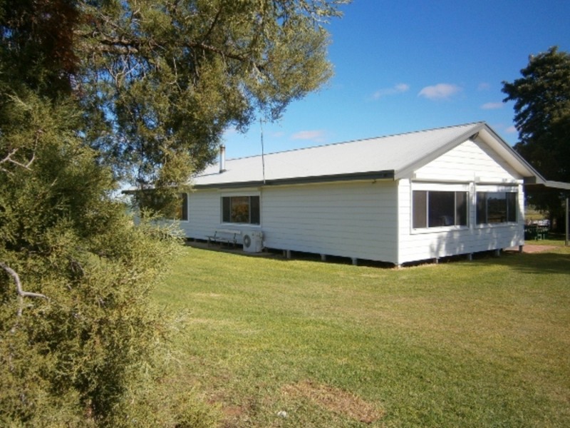 82 Hobson Road, Vinifera VIC 3591