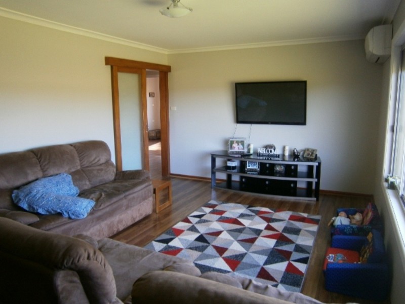 82 Hobson Road, Vinifera VIC 3591