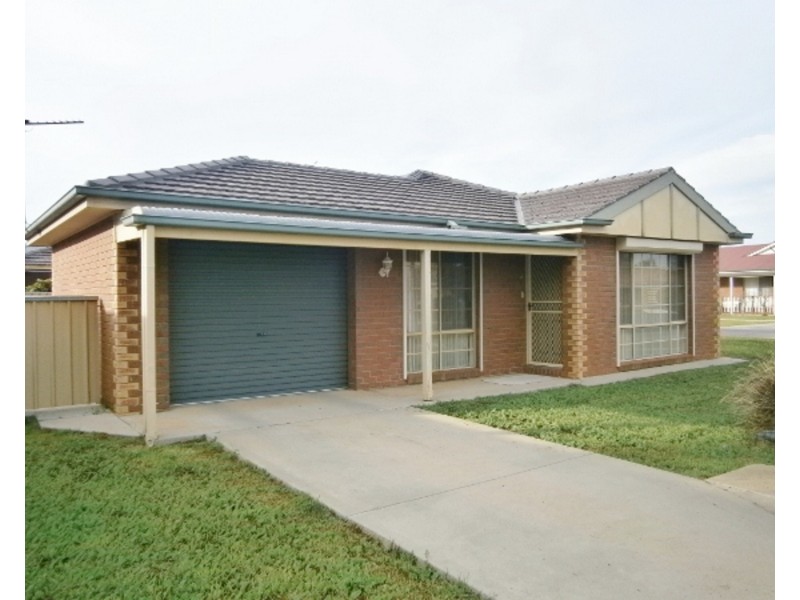 1/183 Murlong Street, Swan Hill VIC 3585