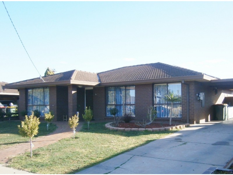 12 Clark Street, Swan Hill VIC 3585