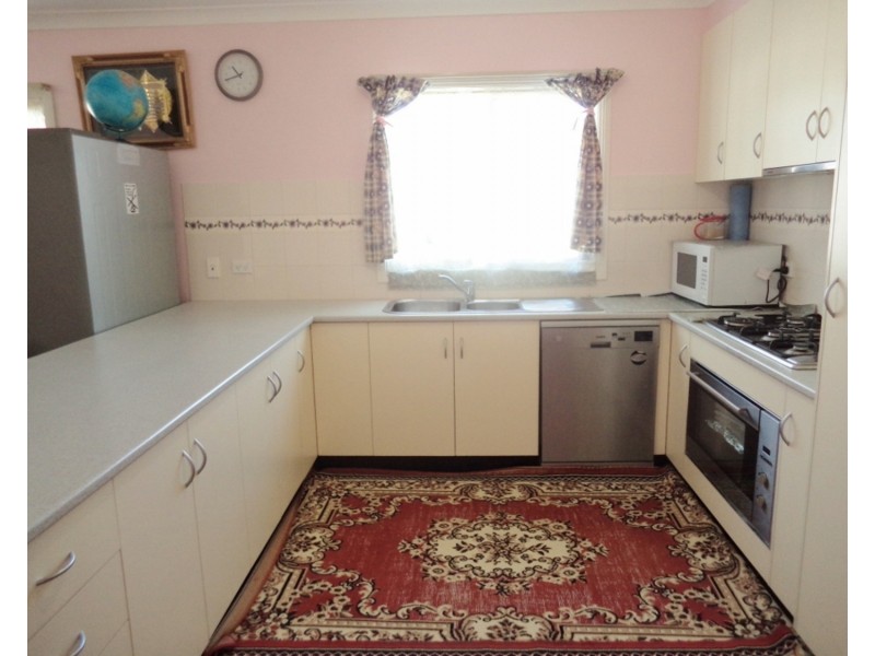 11 Boobialla Drive, Swan Hill VIC 3585