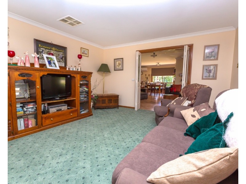 63 Poole Boulevard, Swan Hill VIC 3585