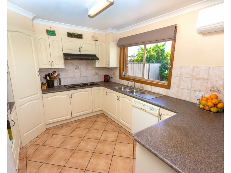 63 Poole Boulevard, Swan Hill VIC 3585