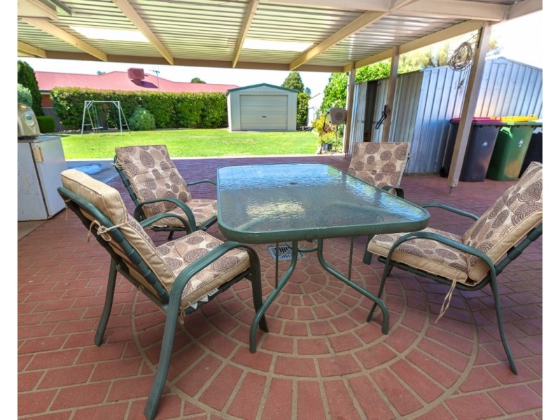 63 Poole Boulevard, Swan Hill VIC 3585