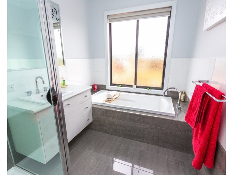 20 Tower Avenue, Swan Hill VIC 3585