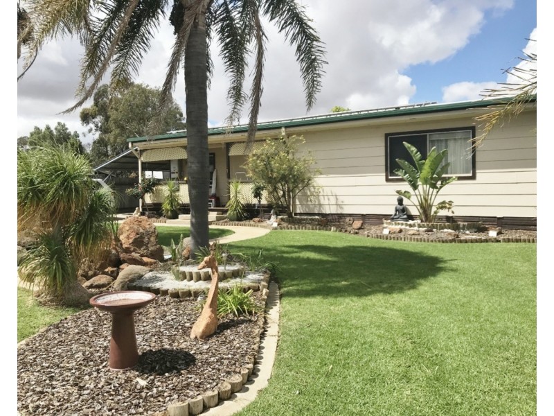 7 Donald Street, Nyah West VIC 3595