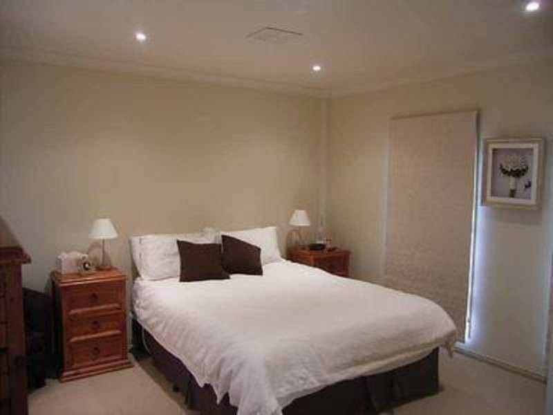 15 Church Avenue, Taylors Hill VIC 3037