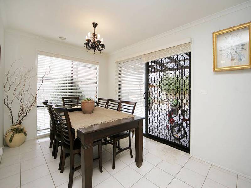 45 Cardinia Crescent, Taylors Hill VIC 3037