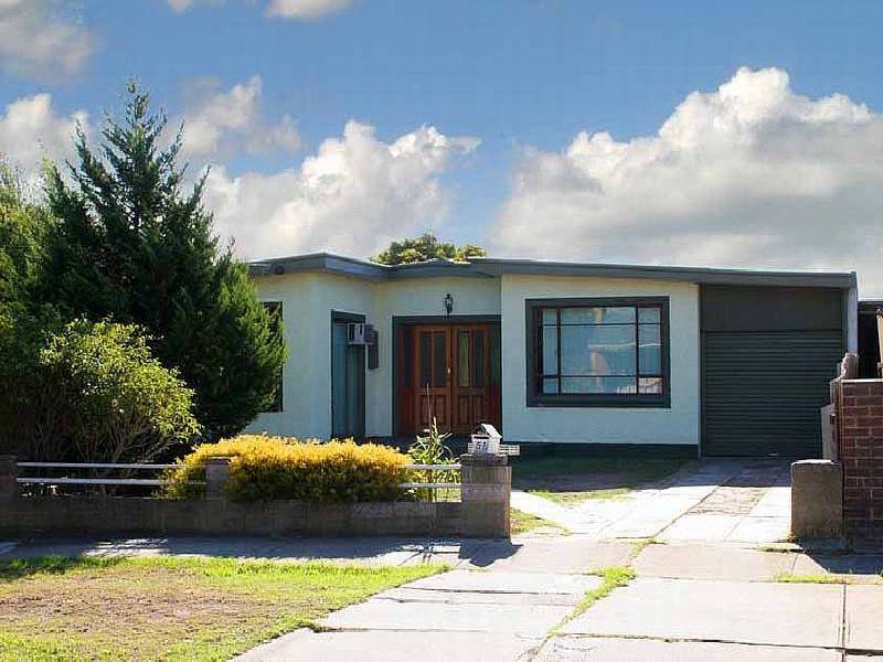 51 Errington Road, St Albans VIC 3021