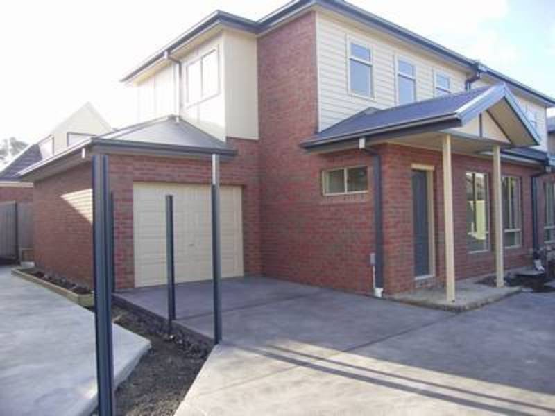 2/12 Buckingham Street, Sydenham VIC 3037