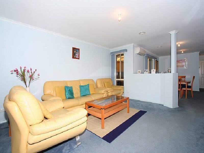 25 Milligan Parade, Sydenham VIC 3037
