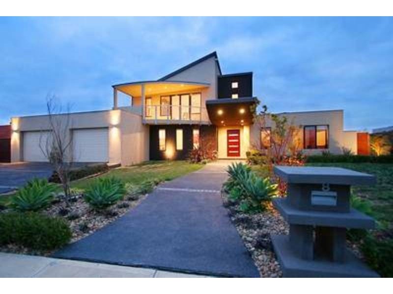 8 Stillia Court, Hillside VIC 3037