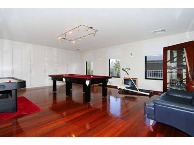 8 Stillia Court, Hillside VIC 3037