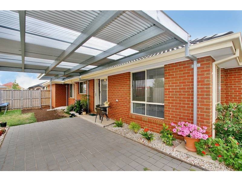 9 Moray Close, Taylors Hill VIC 3037