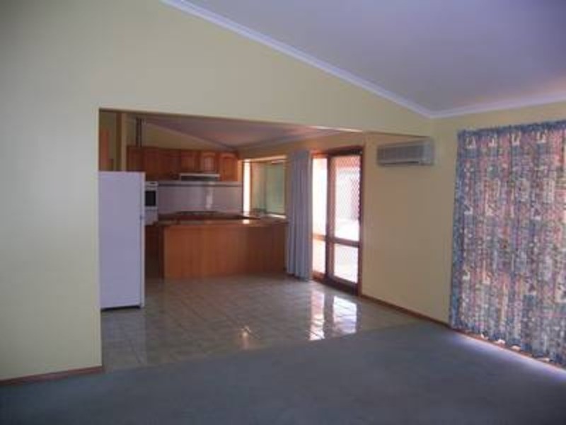 57 Saronvale Crescent, Hillside VIC 3037