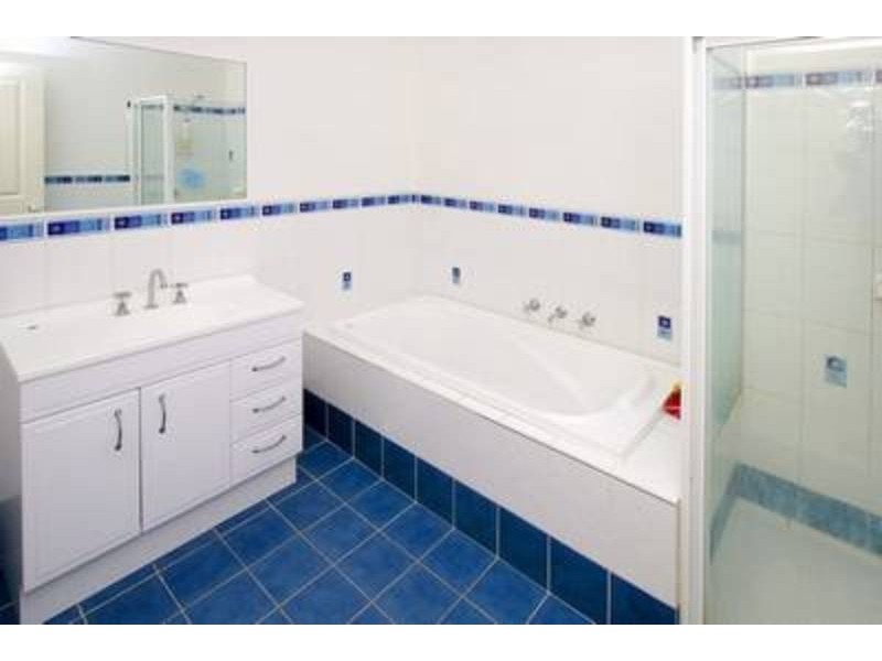 48 Saratoga Crescent, Keilor Downs VIC 3038