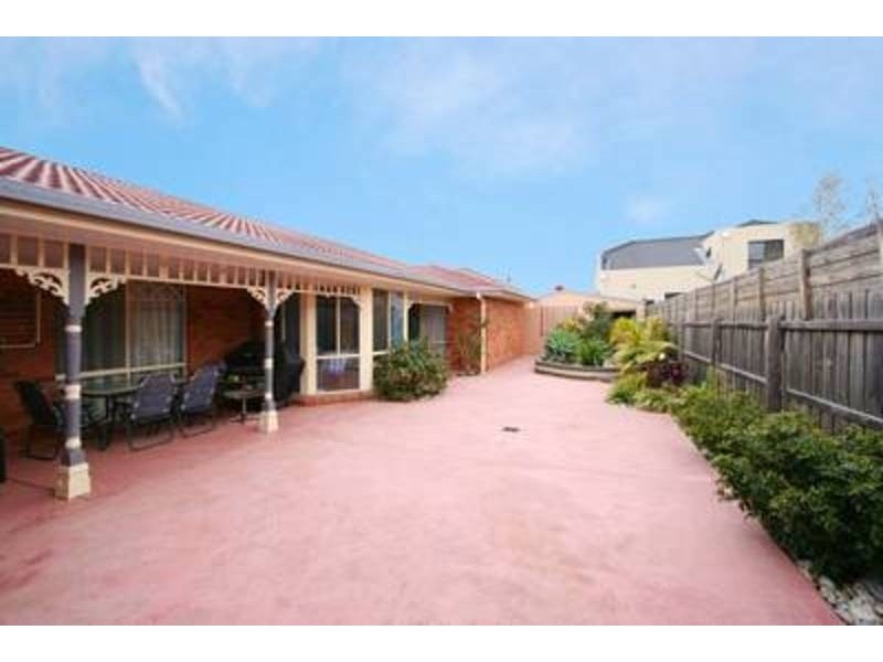 13 Venus Court, Hillside VIC 3037