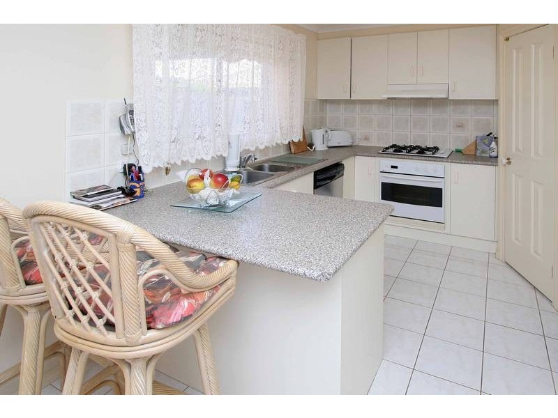 14 Willis Place, Delahey VIC 3037