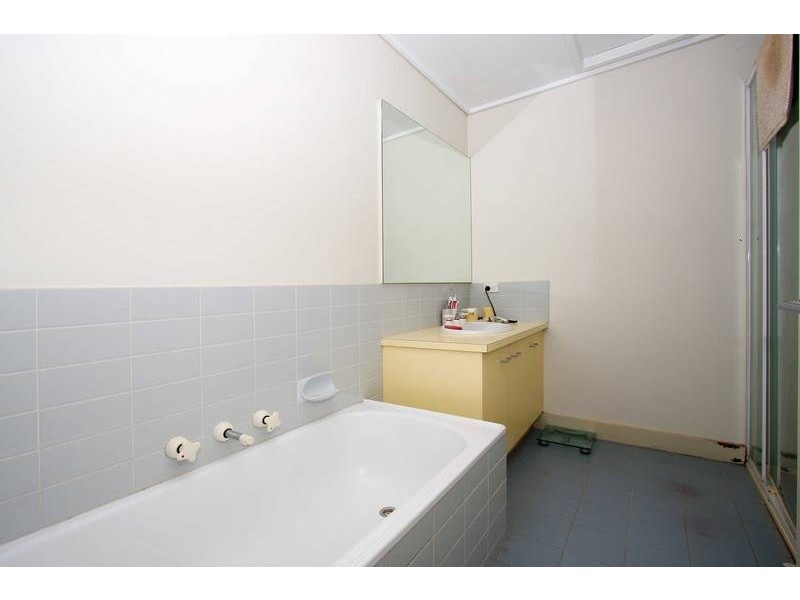 36 Village  Avenue, Taylors Lakes VIC 3038