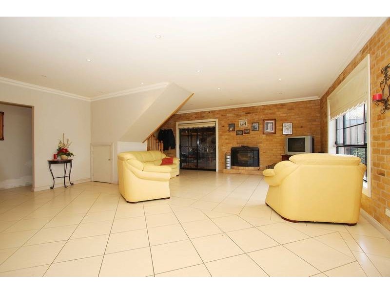 29 Sovereign Way, Hillside VIC 3037