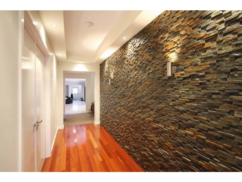 15 Chifley Circuit, Burnside VIC 3023