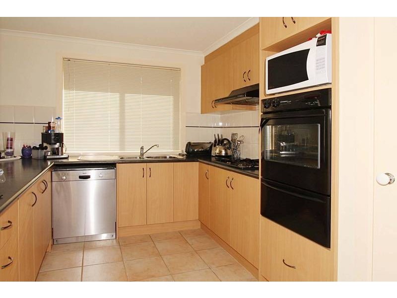 3 Loddon Drive, Taylors Hill VIC 3037