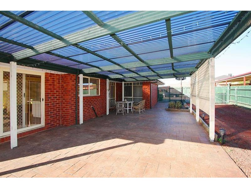 13 Chircop Close, Sydenham VIC 3037