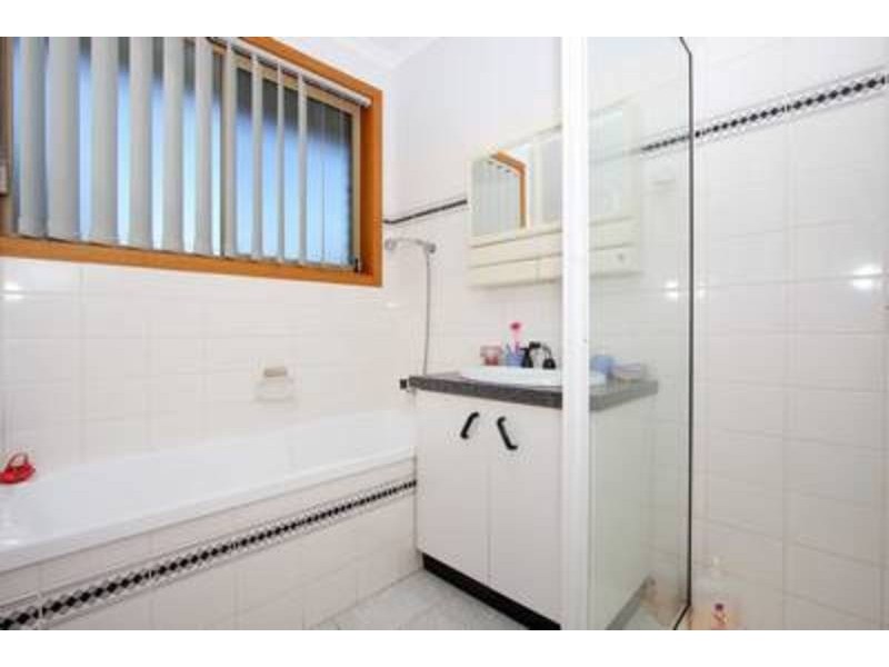 62 Saratoga Crescent, Keilor Downs VIC 3038