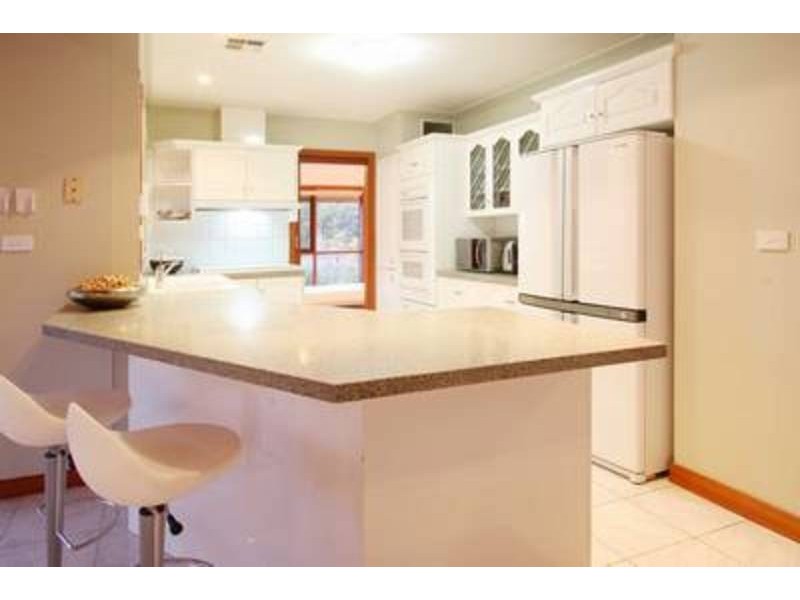 29 Morris Drive, Keilor Downs VIC 3038