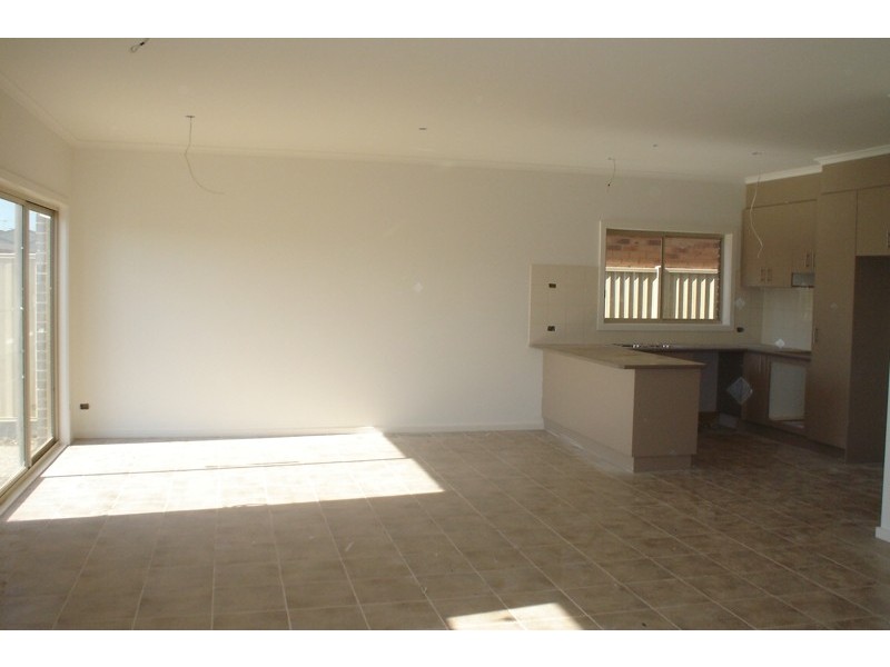 1/21 Jade Way, Hillside VIC 3037