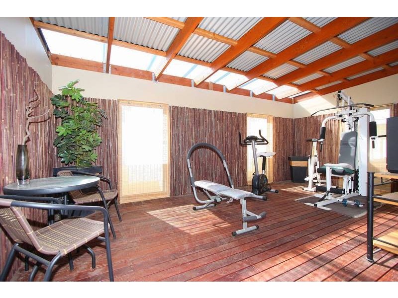 33 Speargrass Drive, Hillside VIC 3037