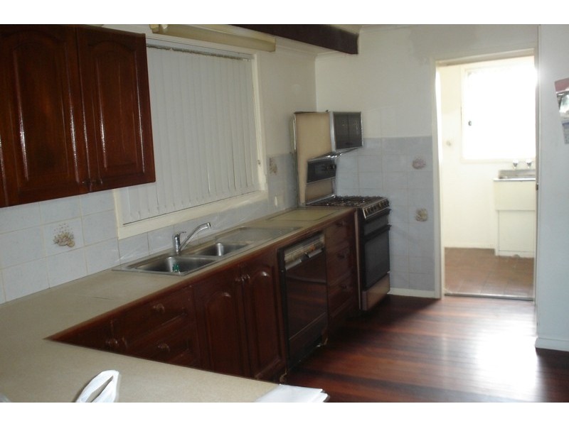 13 Seville Court, Kings Park VIC 3021