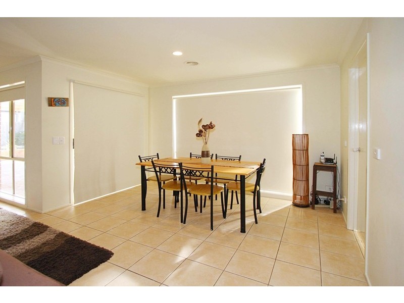 35 Nicholson Terrace, Taylors Hill VIC 3037