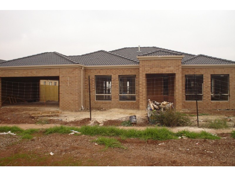 48 George Street, Taylors Hill VIC 3037