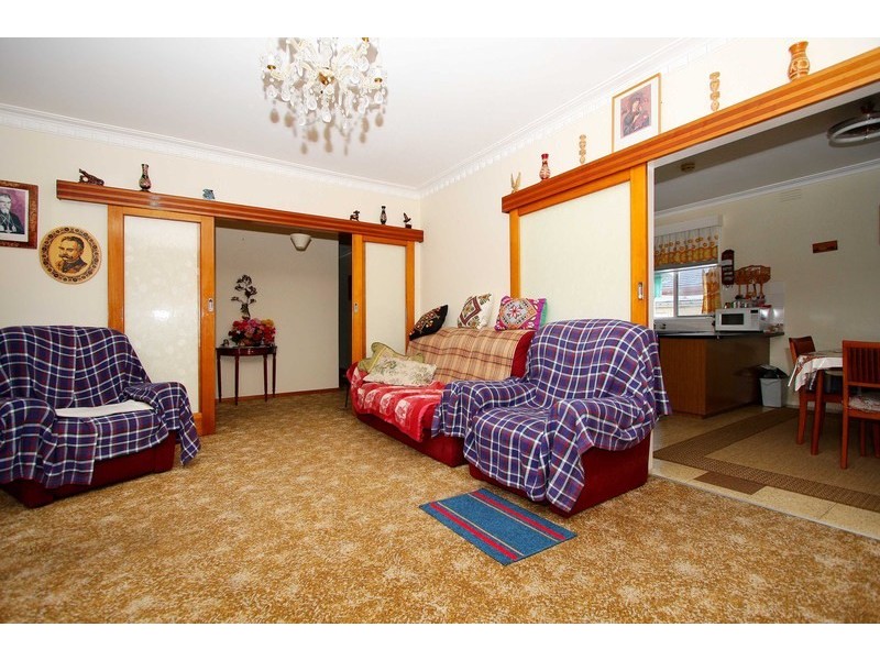 45 Lachlan Road, Sunshine West VIC 3020