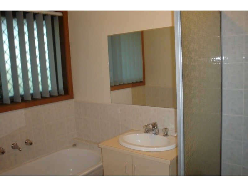 154 Robinsons Road, Deer Park VIC 3023