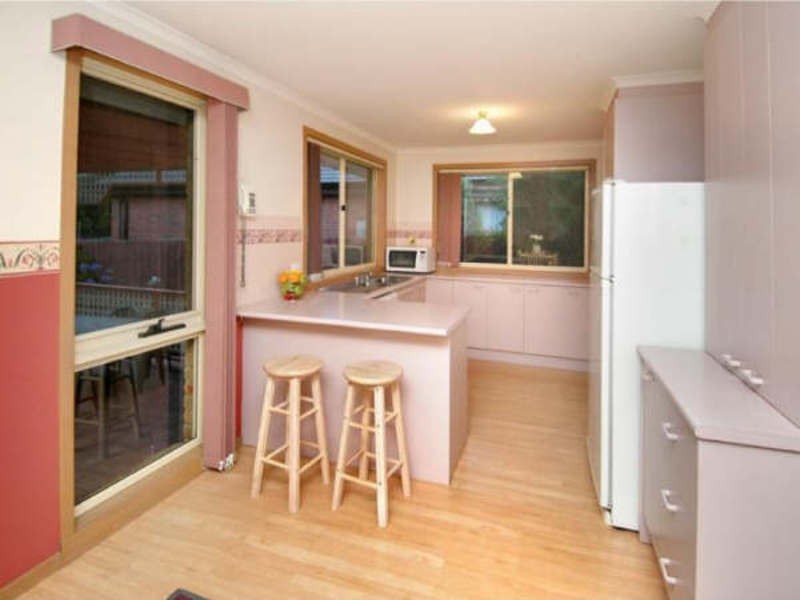 70 Lady Nelson Way, Taylors Lakes VIC 3038