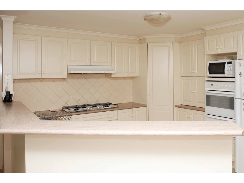 55 Panorama Drive, Hillside VIC 3037